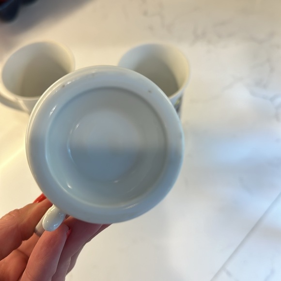 Bundle of 2 vintage mugs. 2 bird mugs from Japan, 1 floral one unknown make. - Picture 8 of 8